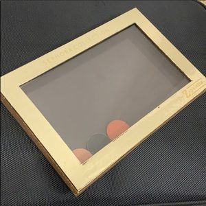 Gold Sephora collection Z palette